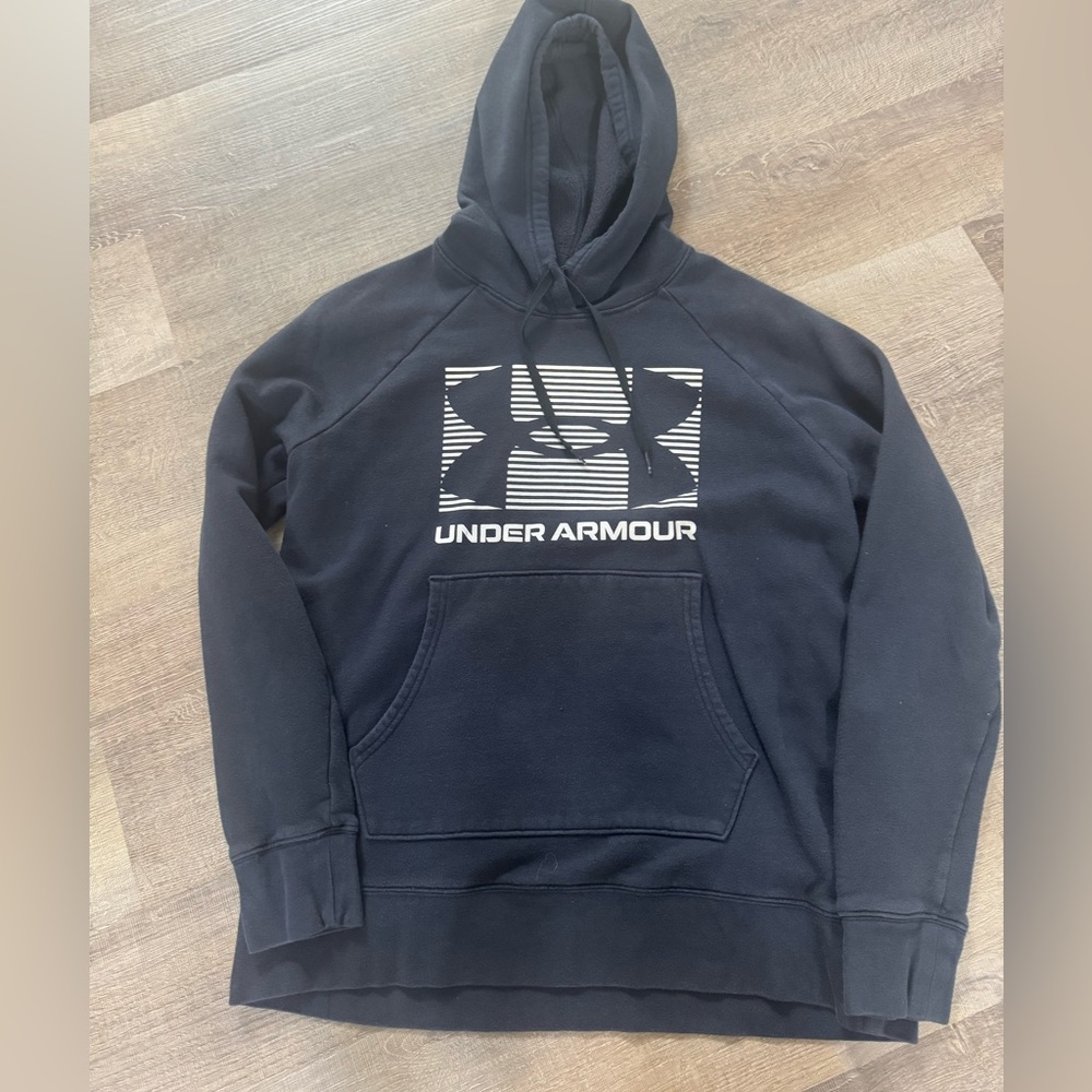 Under Armour Men's Black Hoodie Sweater